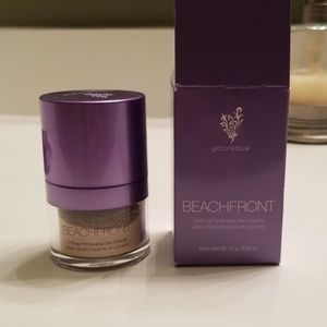 Younique Beachfront chilling prime and set powder